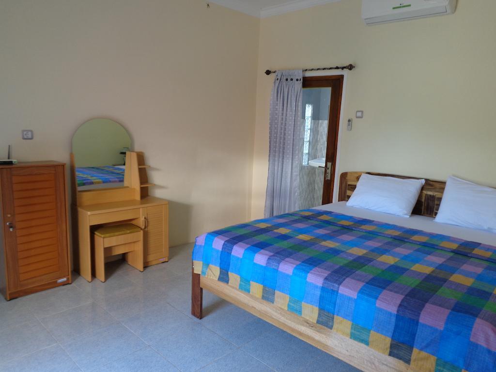 Sister Bungalow Gili Islands Room photo